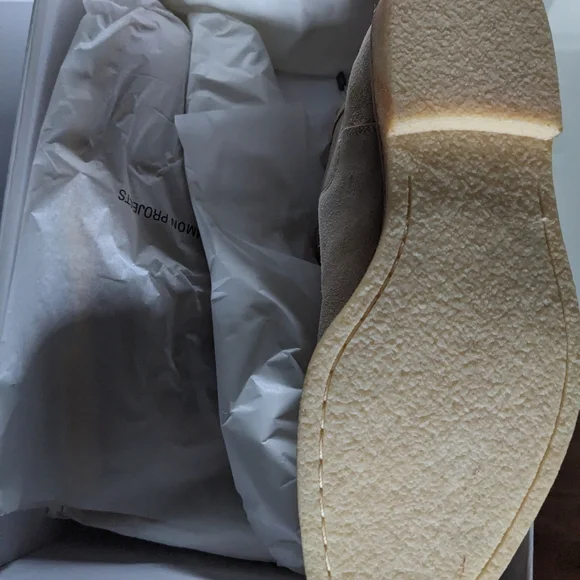 Common Projects Suede Chelsea in Tan